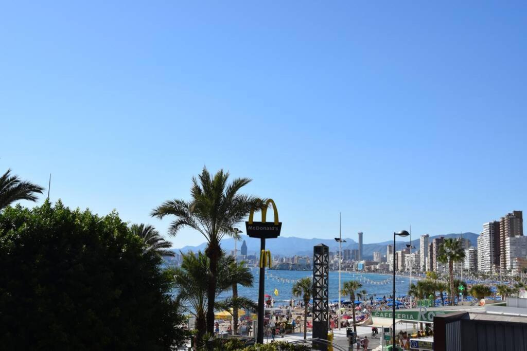 Apartamento En El Paseo Maritimo De Benidorm Dış mekan fotoğraf