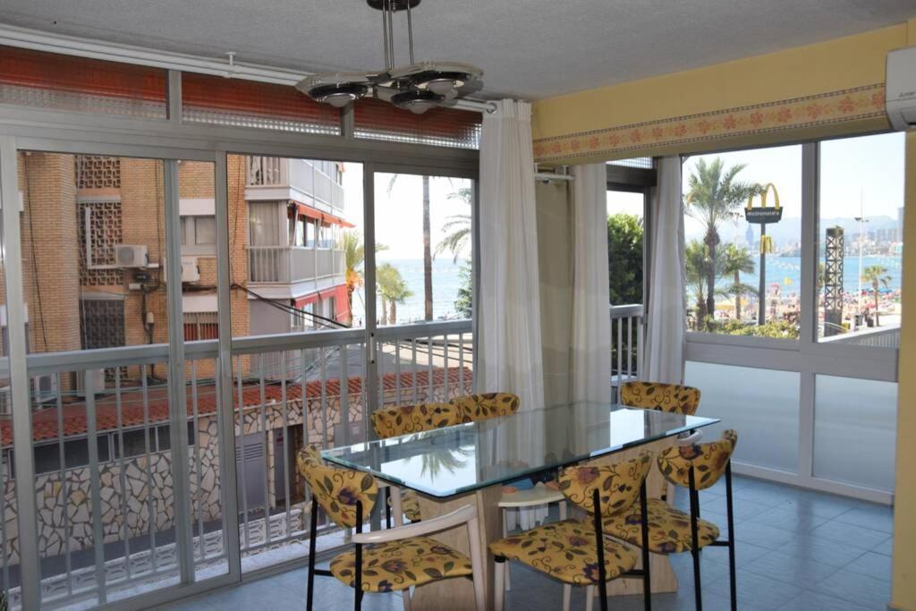 Apartamento En El Paseo Maritimo De Benidorm Dış mekan fotoğraf