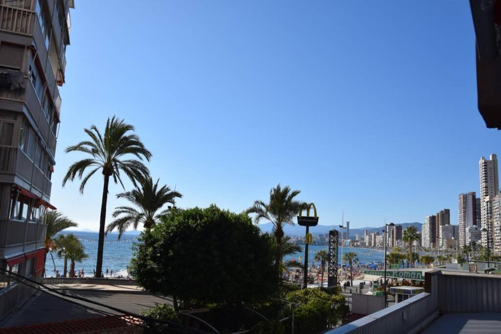 Apartamento En El Paseo Maritimo De Benidorm Dış mekan fotoğraf